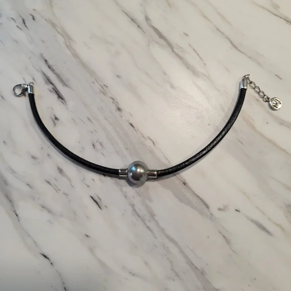 Majorica black pearl bracelet leather cord - Picture 2 of 3